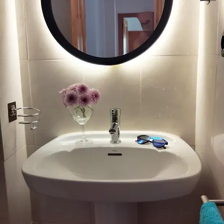 Roma - Solo Familias 아파트 간디아