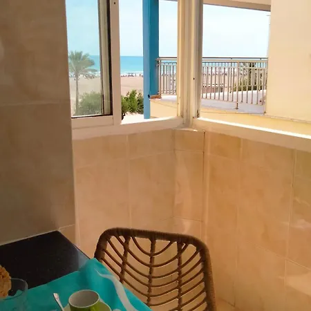 Roma - Solo Familias 아파트 간디아